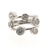 18ct white gold diamond set ring